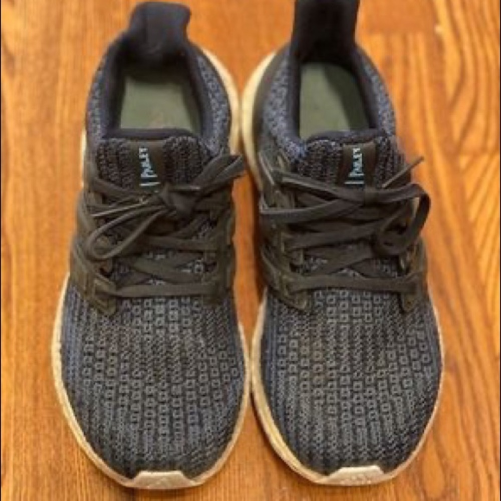Adidas Ultraboost Parley edition (deep ocean)- 5.5 US